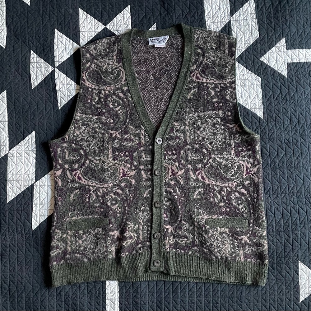 VINTAGE sweater vest, men’s size XL
